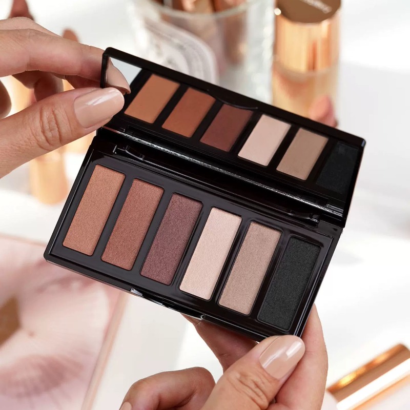 高級シャーロットティルブリーブランドメイクアップ 6 色アイ - Luxury Skincare And Makeup Brands のレビューと価格